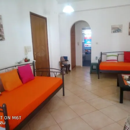 Delicatessen House Apartment Leonidio